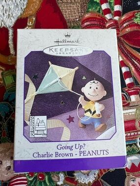 Hallmark NIB Charlie Brown Ornament “Going Up?” Artist Sharon Pike
